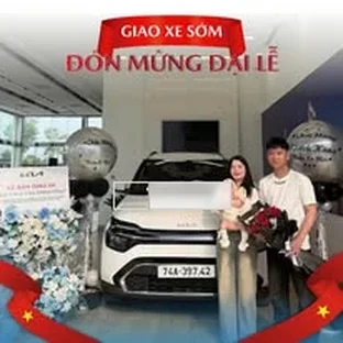 Kia Quảng Trị - Hoạt động giới thiệu xe và tư vấn trực tiếp.