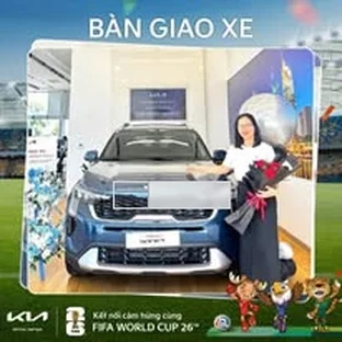 Kia Quảng Trị - Khách hàng tham khảo xe thực tế tại Đông Hà.